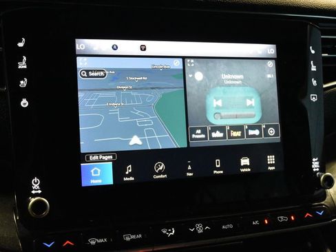 Used 2022 Jeep Wagoneer Series I AWD/4WD image 11
