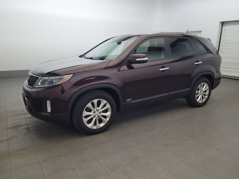 Used 2014 Kia Sorento EX w/ EX V6 Touring Package AWD/4WD image 2
