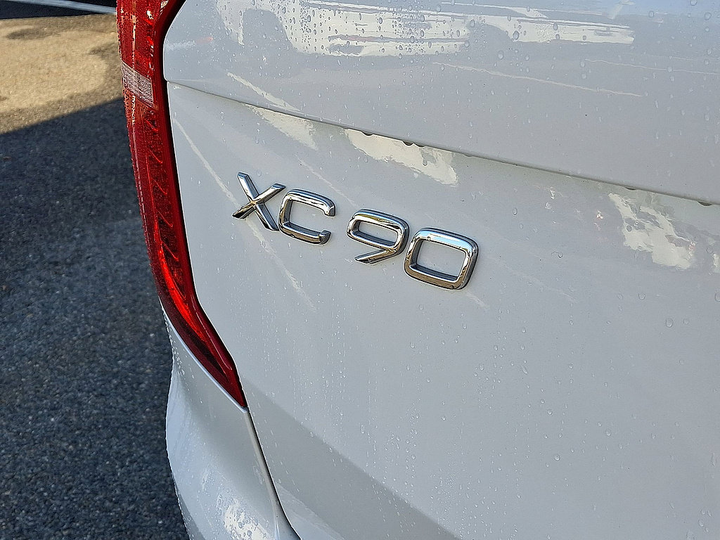 Used 2023 Volvo XC90 B6 Plus w/ Protection Package Premier AWD/4WD image 23