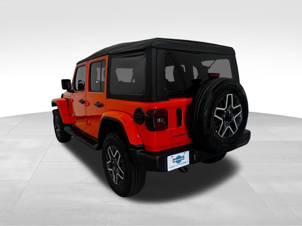 New 2026 Jeep Wrangler Unlimited Sahara AWD/4WD image 36