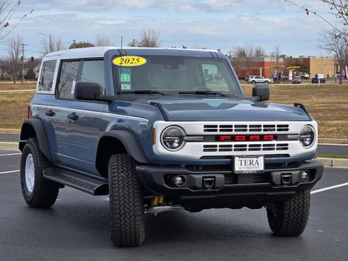 New 2025 Ford Bronco Heritage Edition image 3