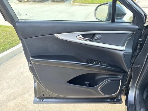 Used 2020 Lincoln Nautilus FWD w/ Equipment Group 101A image 20