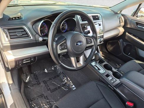 Used 2015 Subaru Outback 2.5i Premium w/ Popular Package #3 AWD/4WD image 9