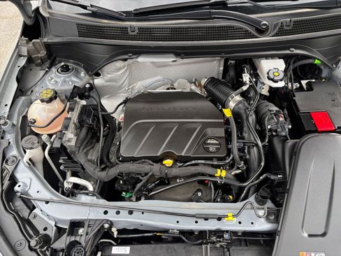 Used 2025 Buick Envista Preferred FWD image 31