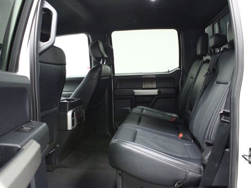 Used 2022 Ford F350 Lariat image 13