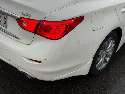 Used 2016 INFINITI Q50 3.0t Premium w/ Driver Assistance Package image 26