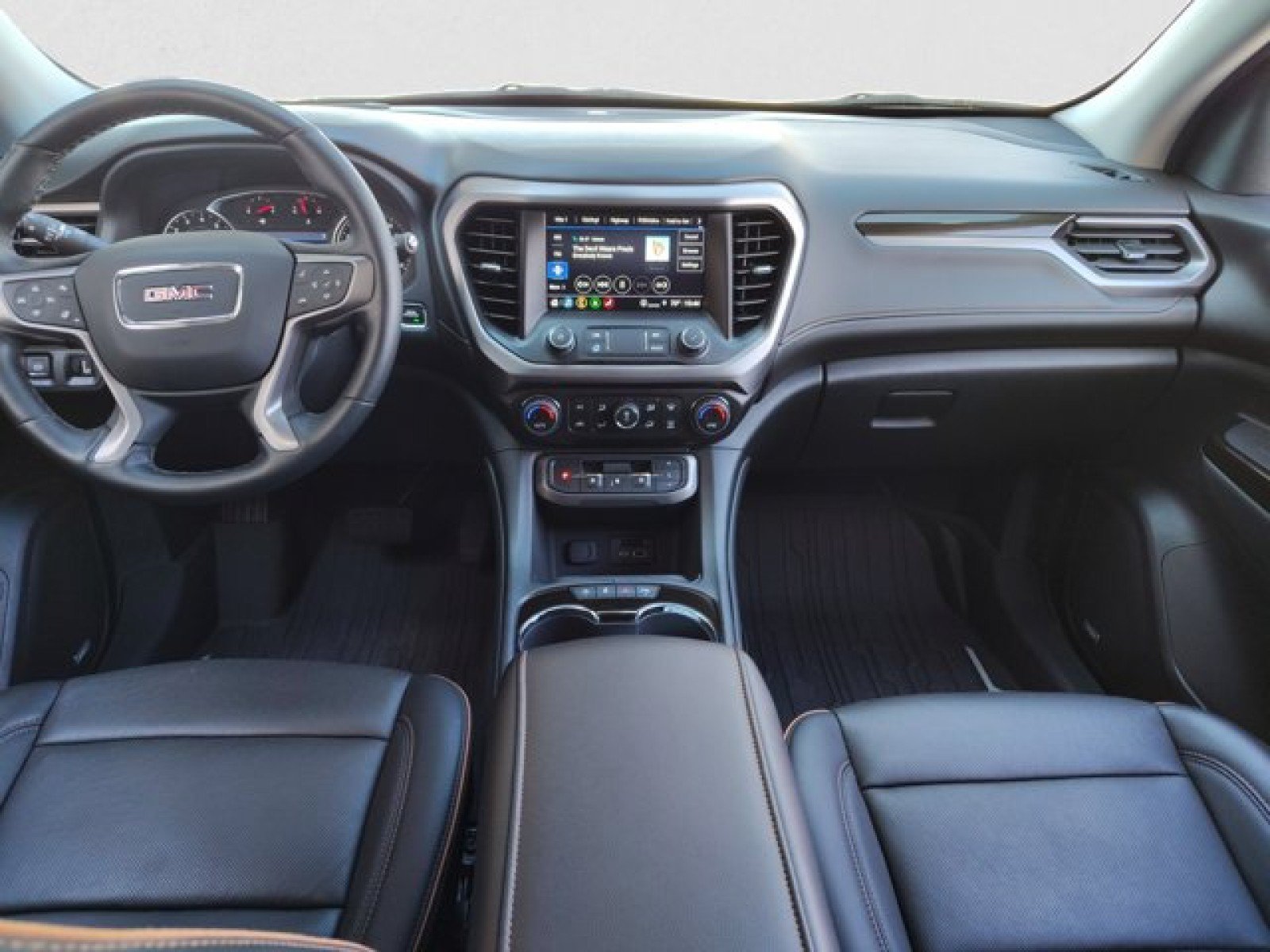 Used 2023 GMC Acadia AT4 w/ Preferred Package AWD/4WD image 13