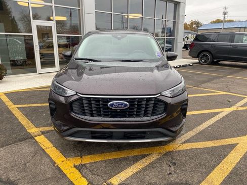 Used 2023 Ford Escape Active w/ Tech Pack #2 image 8