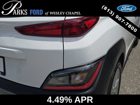 Used 2022 Hyundai Kona SEL w/ Cargo Package FWD image 7