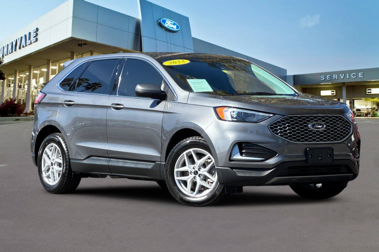 Used 2023 Ford Edge SEL AWD/4WD image 2