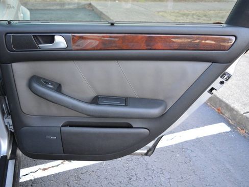 Used 2004 Audi allroad 2.7T image 15