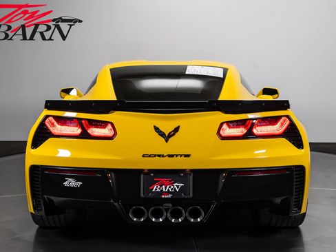 Used 2019 Chevrolet Corvette Grand Sport w/ Carbon Flash Badge Package RWD image 12