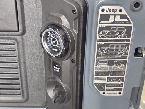 New 2026 Jeep Wrangler Unlimited Rubicon image 37