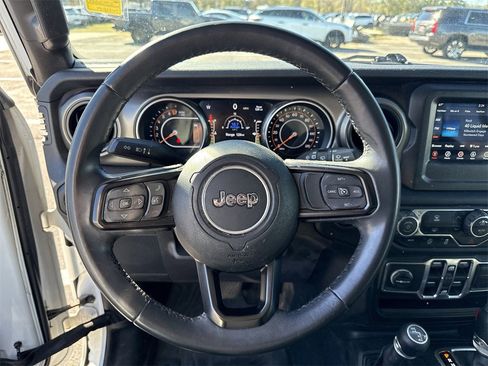 Used 2018 Jeep Wrangler Unlimited Sport S image 14