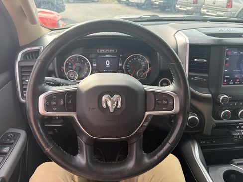 Used 2019 RAM 1500 Big Horn AWD/4WD image 19