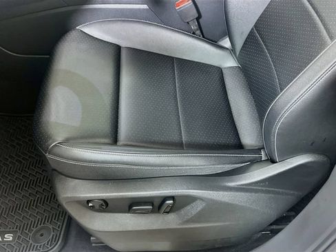 Certified 2023 Volkswagen Atlas SE AWD/4WD image 19