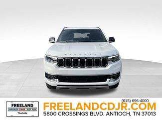 New 2024 Jeep Wagoneer L Series II w/ Flexible Seating Group AWD/4WD video 2