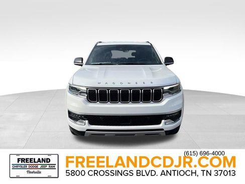 New 2024 Jeep Wagoneer L Series II w/ Flexible Seating Group AWD/4WD image 2