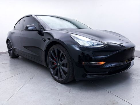 Used 2020 Tesla Model 3 Performance image 9
