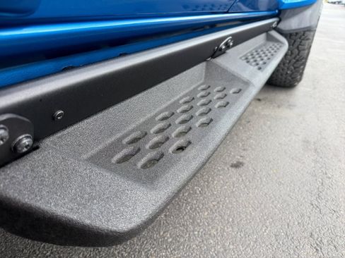 Certified 2024 Ford Bronco Raptor w/ Interior Carbon Fiber Pack 6 AWD/4WD image 9