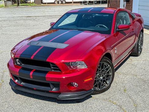 Used 2014 Ford Mustang Shelby GT500 w/ Equipment Group 821A RWD image 6