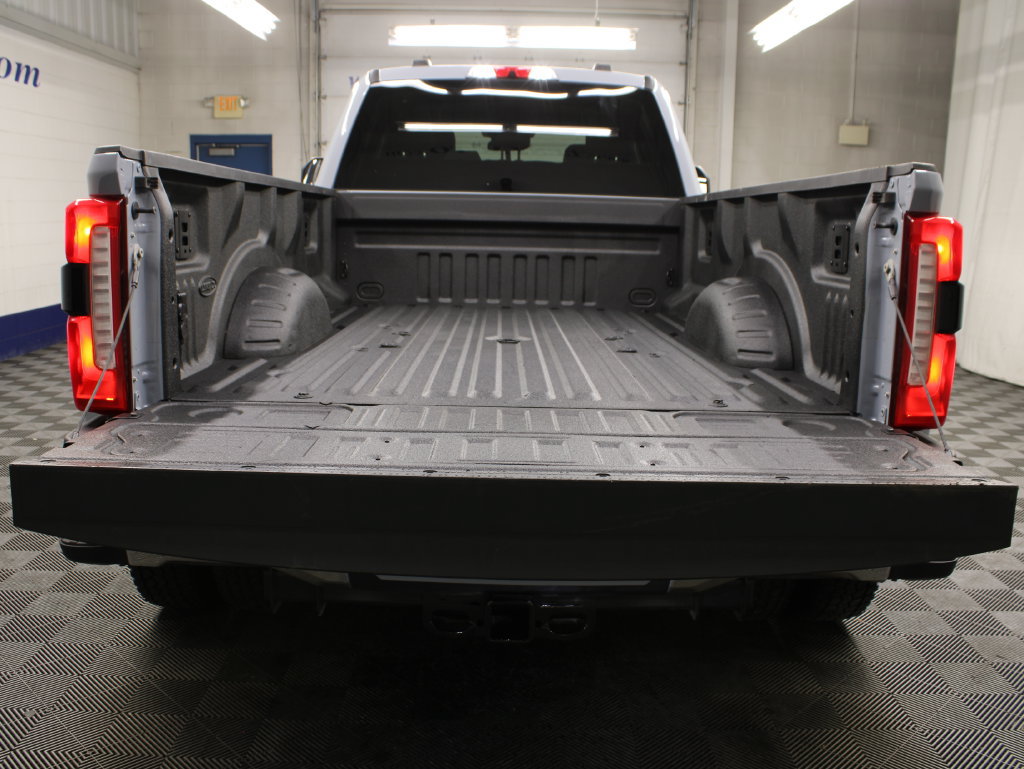 Used 2025 Ford F450 Lariat w/ FX4 Off-Road Package AWD/4WD image 49