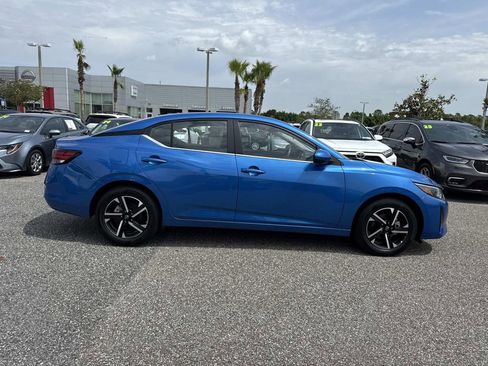 Certified 2025 Nissan Sentra SV FWD image 2