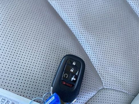 Used 2023 Honda Accord EX-L image 25