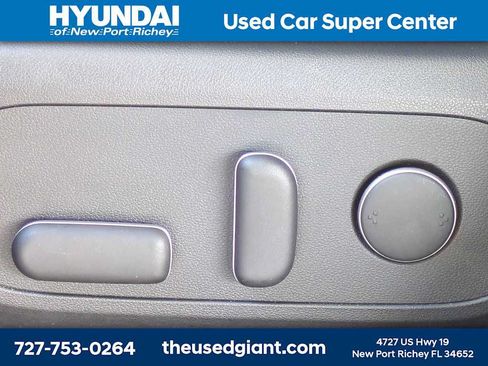 Certified 2024 Hyundai Kona SEL w/ Convenience Package AWD/4WD image 21