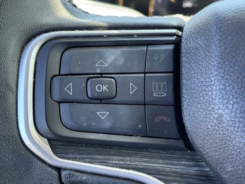 Used 2023 Jeep Wagoneer Series III w/ Premium Group I AWD/4WD image 19
