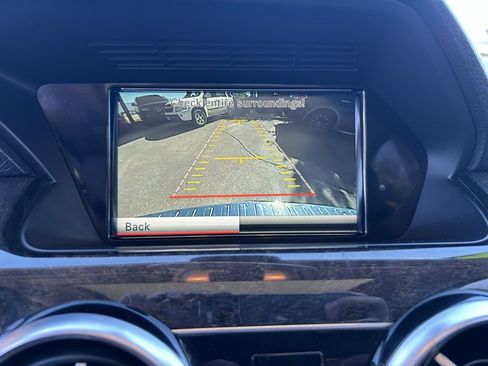 Used 2014 Mercedes-Benz GLK 350 4MATIC image 22