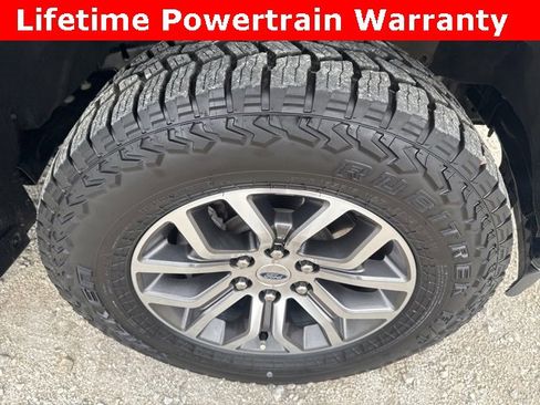 Used 2022 Ford F150 Lariat w/ Equipment Group 501A Mid image 32