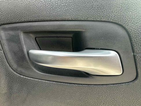 Used 2022 Chrysler 300 S RWD image 32