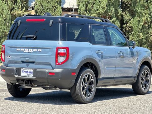 New 2026 Ford Bronco Sport Outer Banks w/ Outer Banks Tech Package+ AWD/4WD image 4