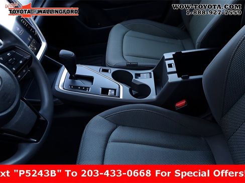 Used 2024 Subaru Crosstrek 2.0i Premium image 39