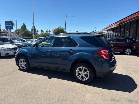 Used 2017 Chevrolet Equinox LT w/ Convenience Package FWD image 11