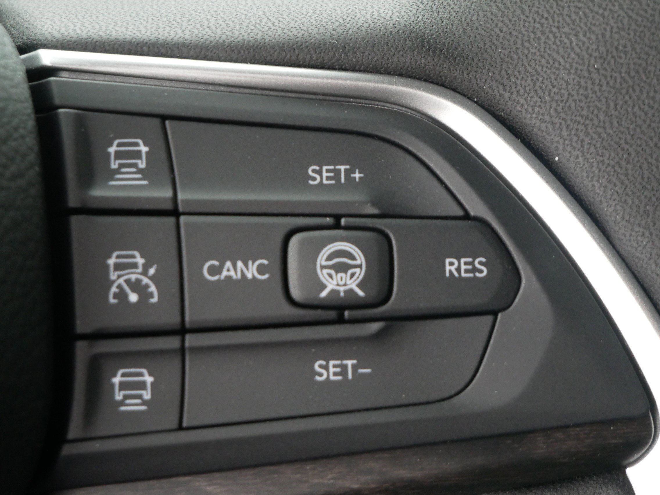 New 2026 Jeep Grand Cherokee Limited AWD/4WD image 17