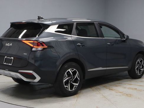 Used 2025 Kia Sportage LX AWD/4WD image 11