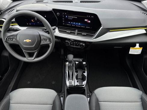 New 2026 Chevrolet Trax LT image 13