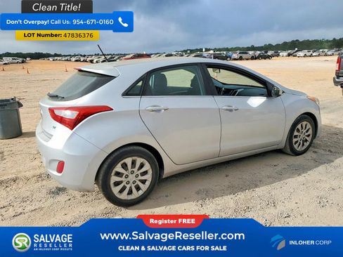 Used 2016 Hyundai Elantra GT image 4