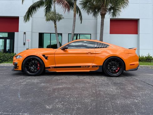 Used 2020 Ford Mustang GT Premium w/ GT Performance Package RWD image 12