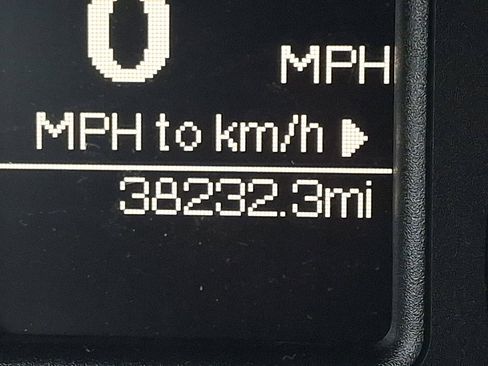 Used 2024 RAM 1500 Classic SLT image 25