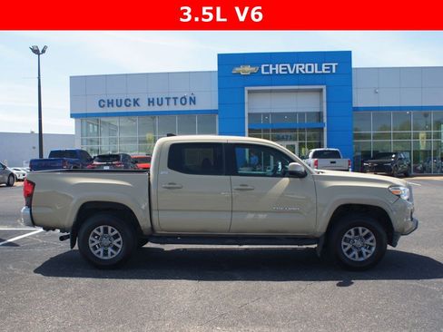 Used 2019 Toyota Tacoma SR5 RWD image 1