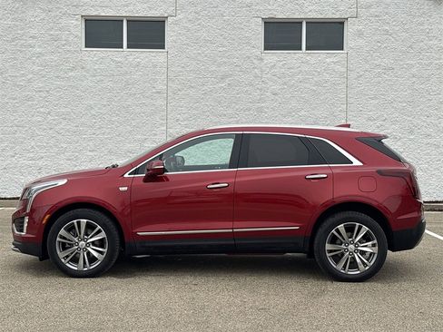 Used 2024 Cadillac XT5 Premium Luxury image 10