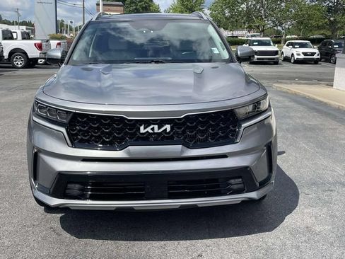 Used 2023 Kia Sorento SX Prestige w/ Panoramic Sunroof Package AWD/4WD image 2