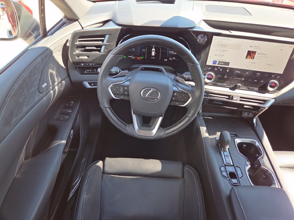 Certified 2026 Lexus RX 350 w/ Convenience Package AWD/4WD image 4