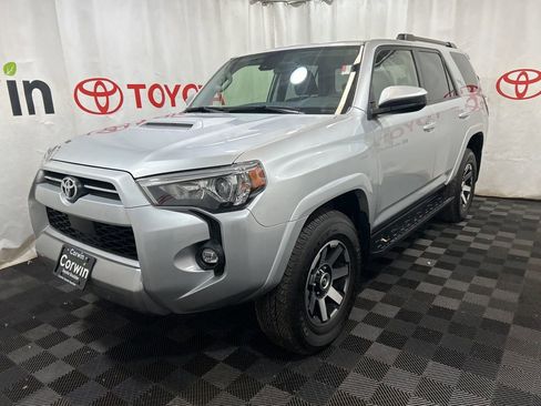 Used 2024 Toyota 4Runner TRD Off-Road image 3