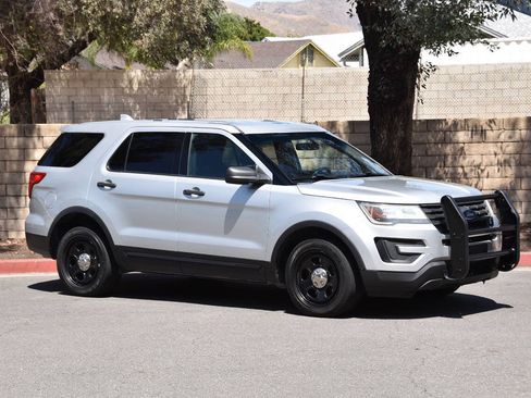 Used 2017 Ford Explorer 4WD Police Interceptor image 25