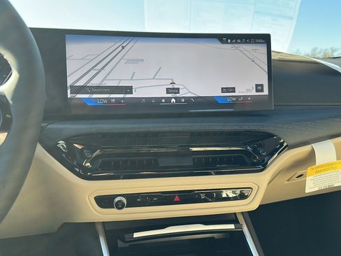 New 2026 BMW 330i Sedan w/ Premium Package image 21