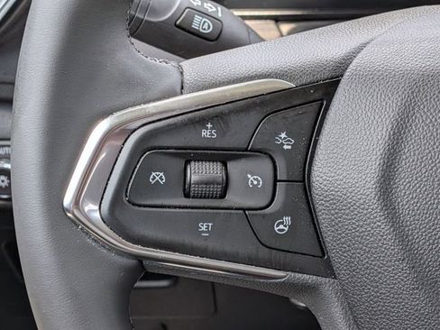 Used 2026 Chevrolet TrailBlazer LT w/ LT Cold Weather Package FWD image 19